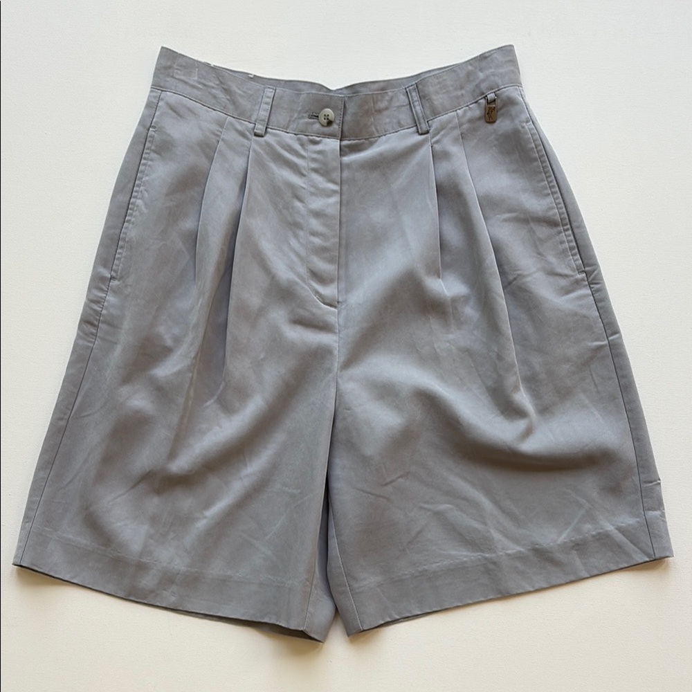 Ashworth Women’s Pleated Golf Shorts-Light Grey- NWT- Size 8